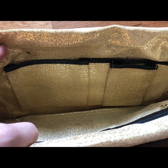 NWOT Patent Leather Snake Fold Over Clutch - Picture 10 of 12